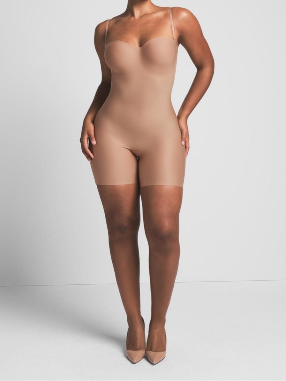 New Skims Body Core Underwire Mid Thigh Bodysuit